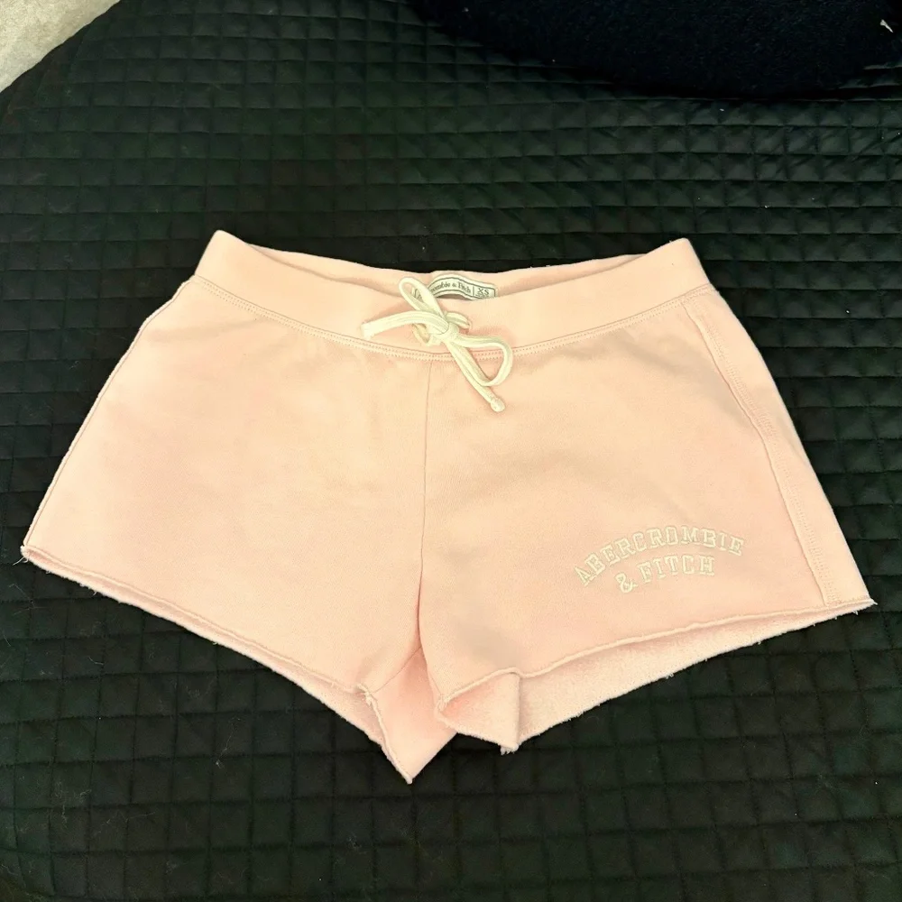 Abercrombie & Fitch Pink Shorts, Size XS